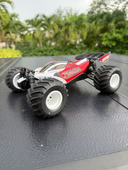 RTR Typhon Grom Brushed