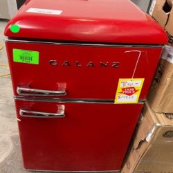Galanz 3.1 Cu Mini Fridge GLR31TRDER