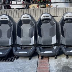Razor Seats