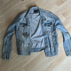 Forever 21 men’s small jean jacket