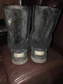 Uggs boots size 5