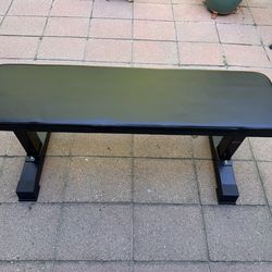 Flat Weightlifting Bench
