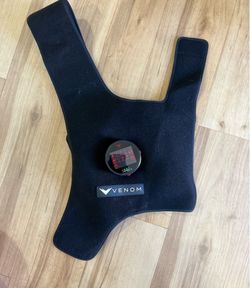 Hyperice Venom Left Shoulder Heat + Vibration Recovery Wrap