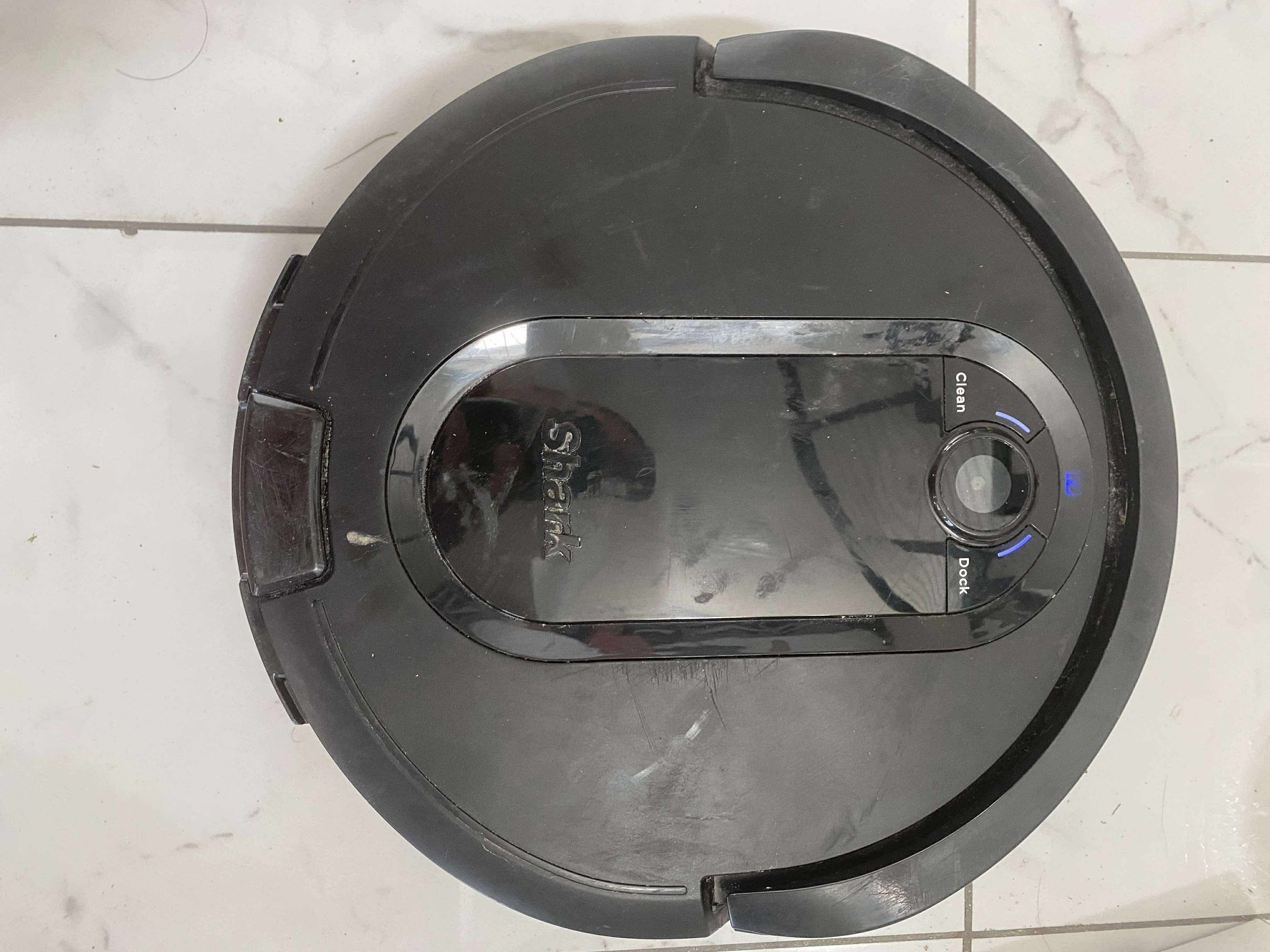 Shark IQ Robot Vacuum Cleaner Black - Model UR1300S3US