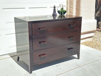Large Mahogany Dresser - heavy duty