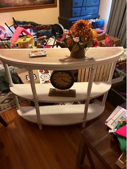 BEAUTIFUL FARMHOUSE HOBBY LOBBY CONSOLE