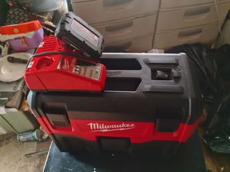 Milwaukee vacuum