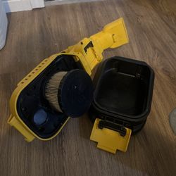 Dewalt 20V S vacuum cleaner