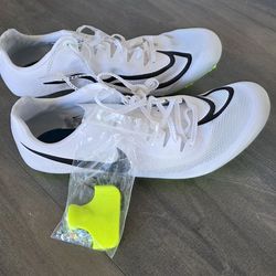 Nike Zoom Ja Fly 4 Spikes- White Black (M 10.5/W 12)