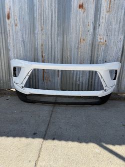 2025 2026 Buick Enclave Front Bumper Cover
