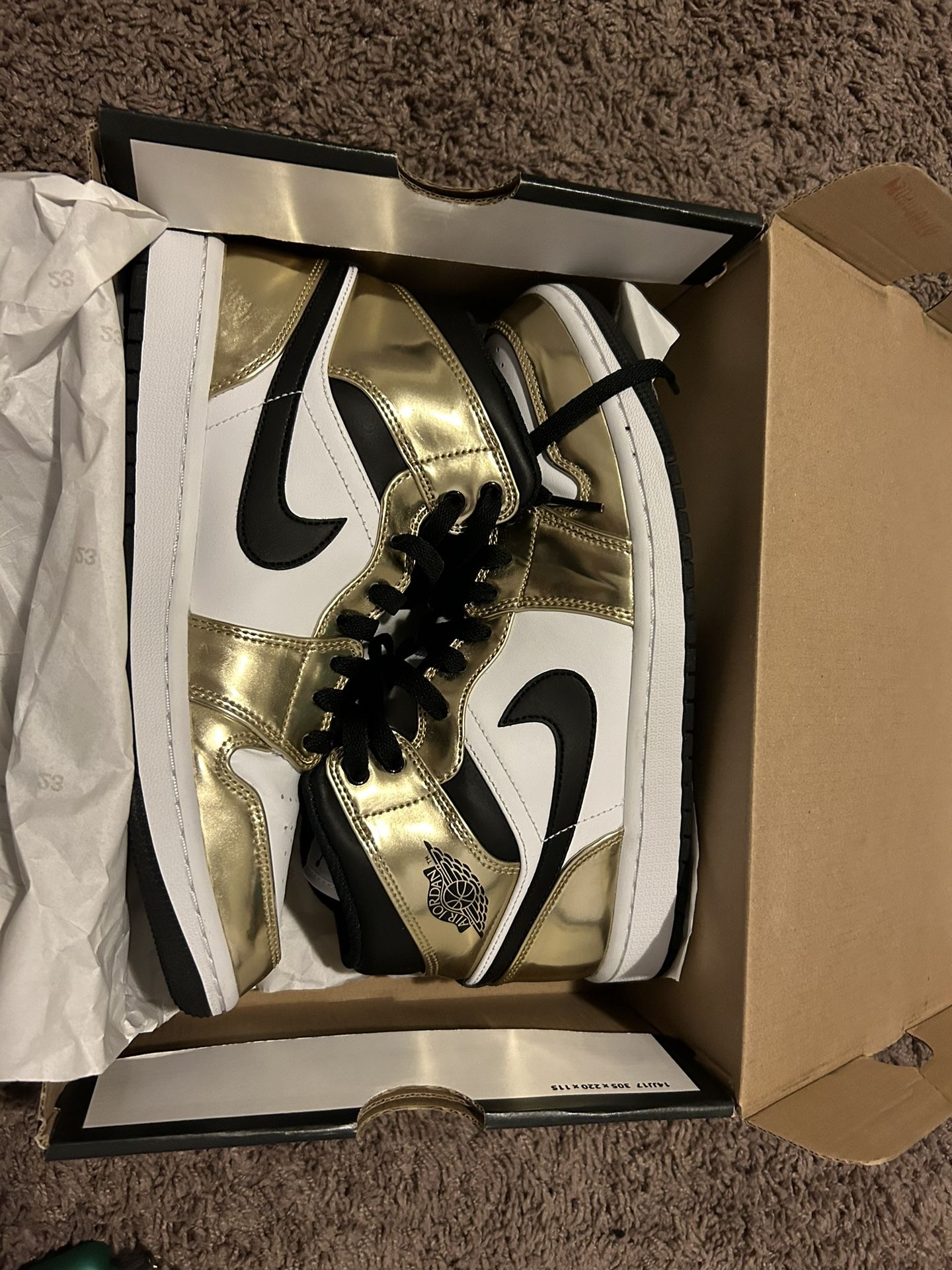 Jordan 1 Mid’s