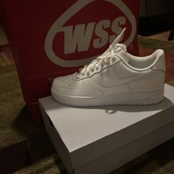 white Af1s