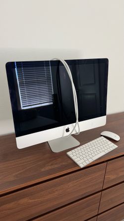 Apple iMac 21.5” Intel i5 1TB Desktop