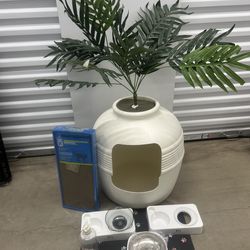 Good Pet Stuff Original Hidden Litter Box,