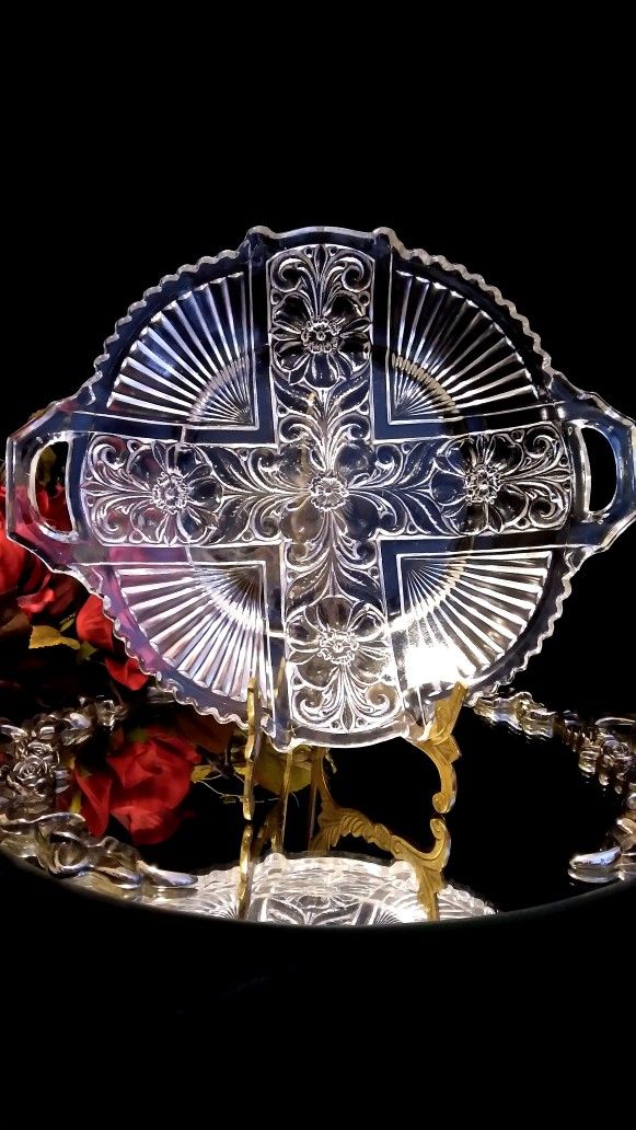 Antique Glass Server