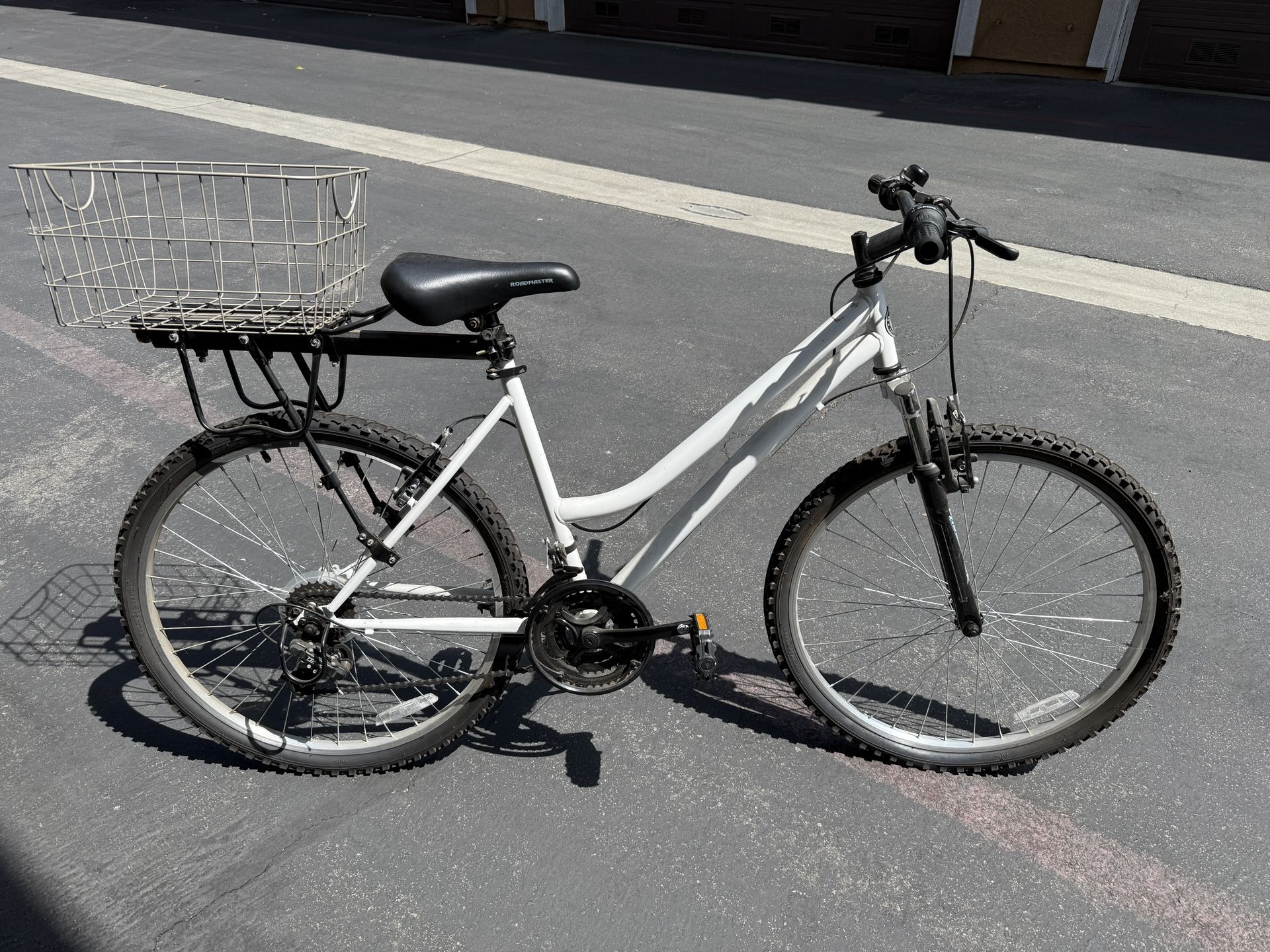 Roadmaster 18 Speed Bike