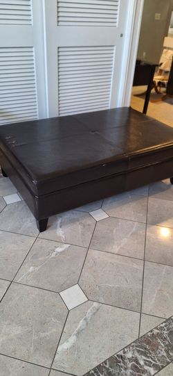 FREE Storage Ottoman