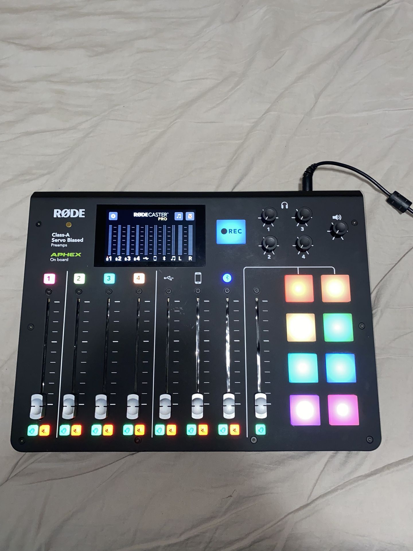 RØDECaster Pro Podcast Studio Mixer – Excellent Condition