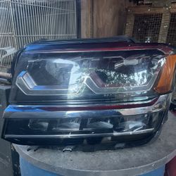 2018-2020 VOLKSWAGEN ATLAS SE LEFT SIDE FRONT LED HEADLIGHT OEM