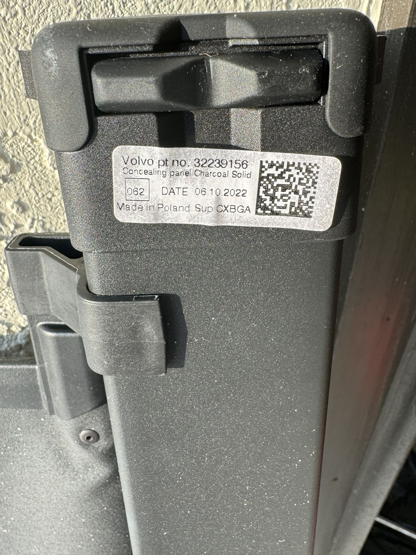 Volvo XC90 Rear Luggage Cover - Original OEM