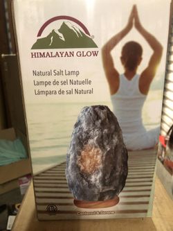 Natural salt lamp