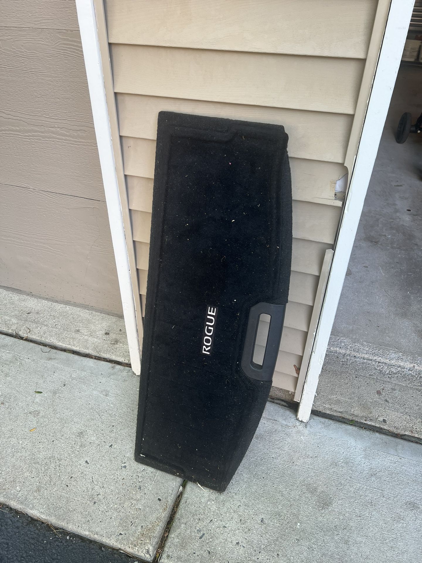 2017 Nissan Rouge Trunk Accessory