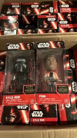 Star Wars Kylo Ren & Finn Vinyl Bobble-Heads 25ps