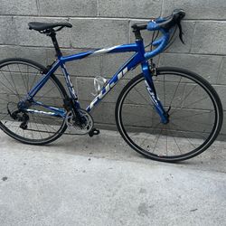 Fuji Sport Fif 1.7 Bicycle 