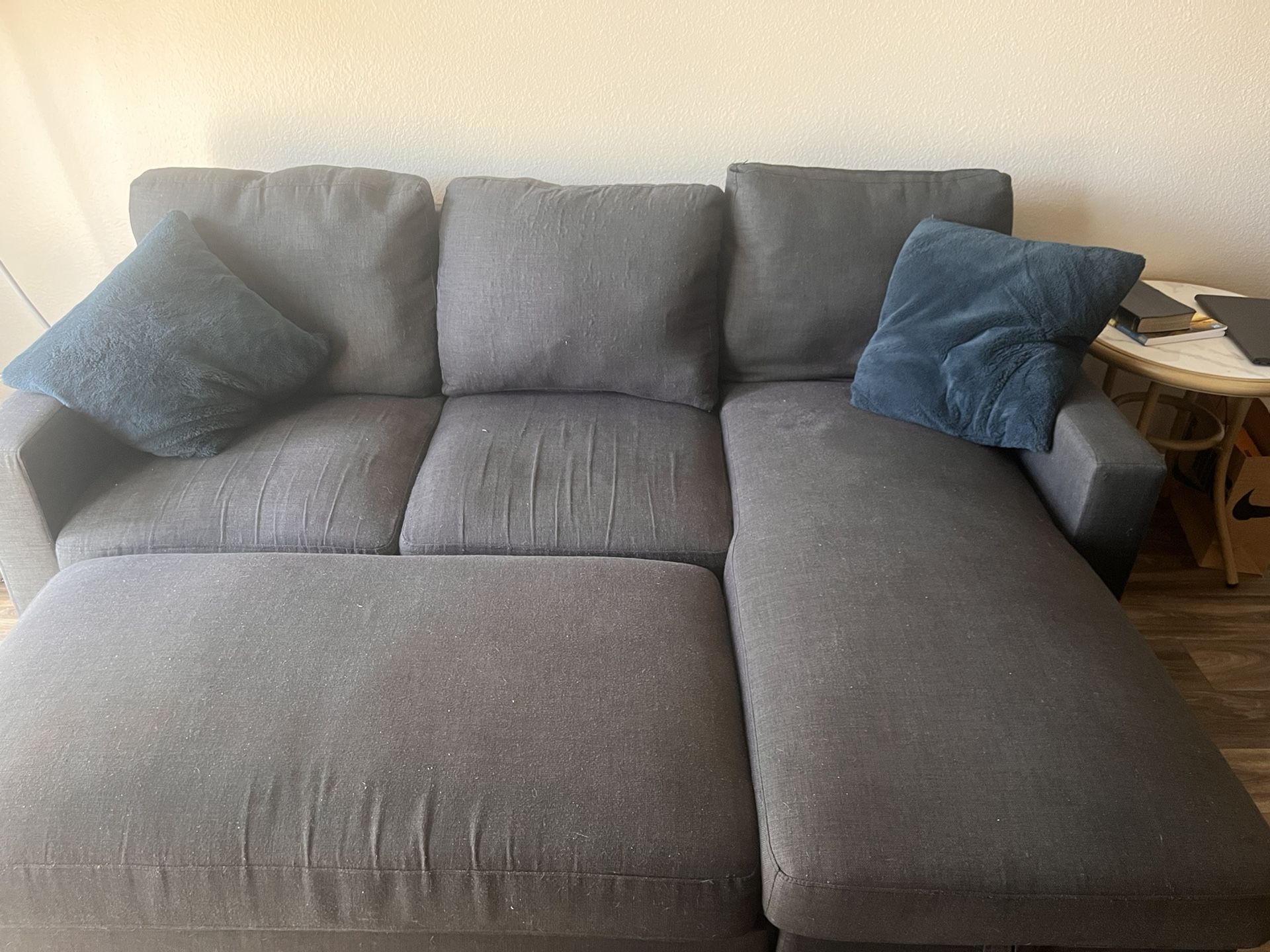 Couch With Fold Out Ottoman