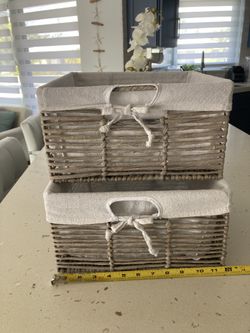 Grey Baskets With Linen Liner Set (2)