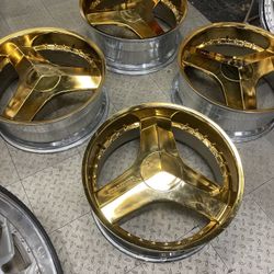 24 Wheels Choppers Gold $650