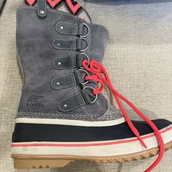 Sorel women's boots waterproof