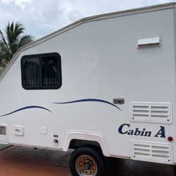 Mini 24' Rear Travel Trailer, 2 personas