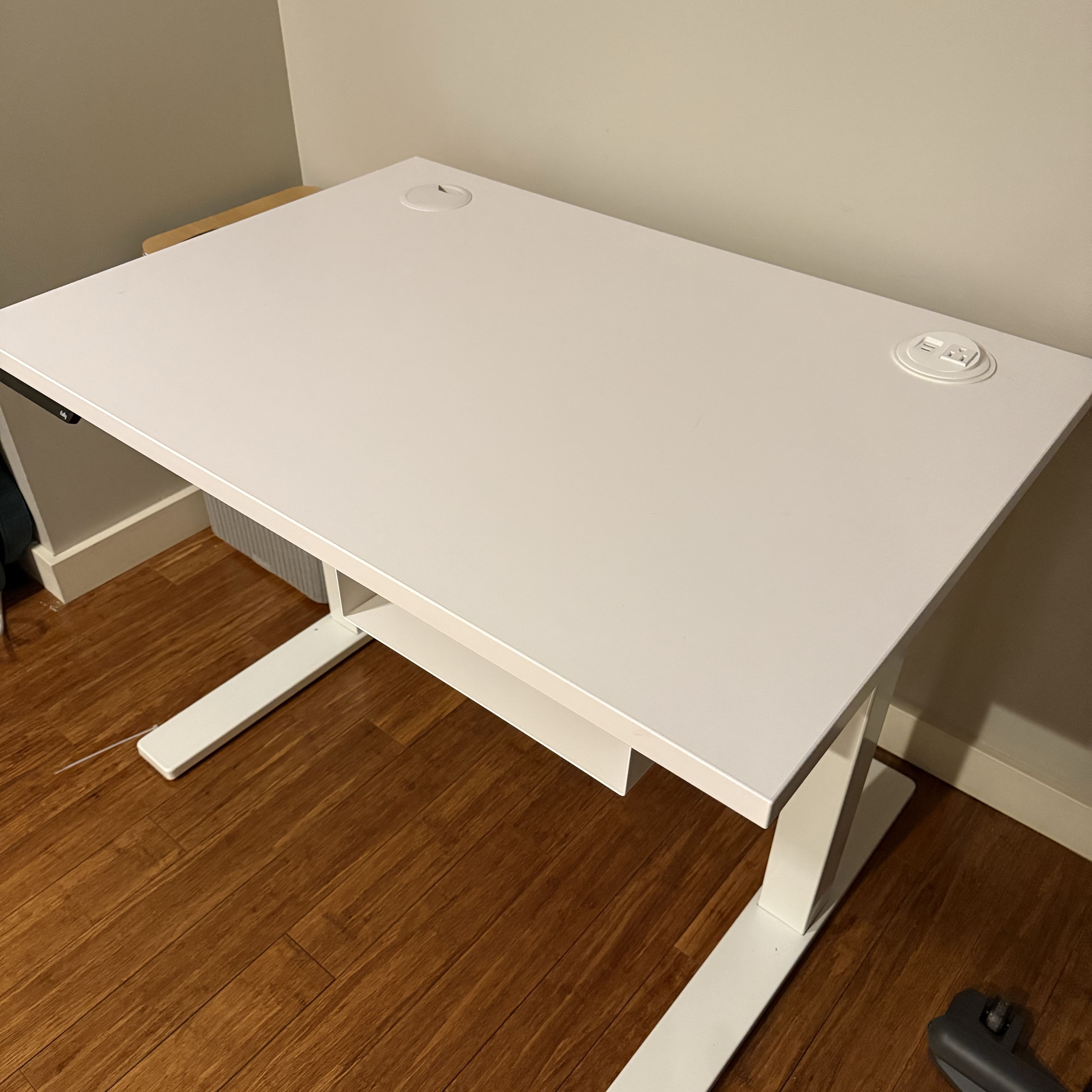 Fully - Electric Sitting / Standing Desk - 38”x27”