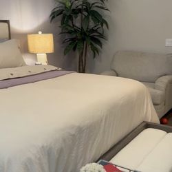 King size bedroom set