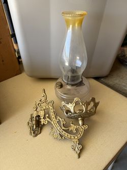 Vintage Oil Lamp with wall Mount and Bracket