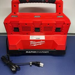 Milwaukee 48-59-1809 M18 18V Lithium-Ion PACKOUT 6-Port Rapid Charger
