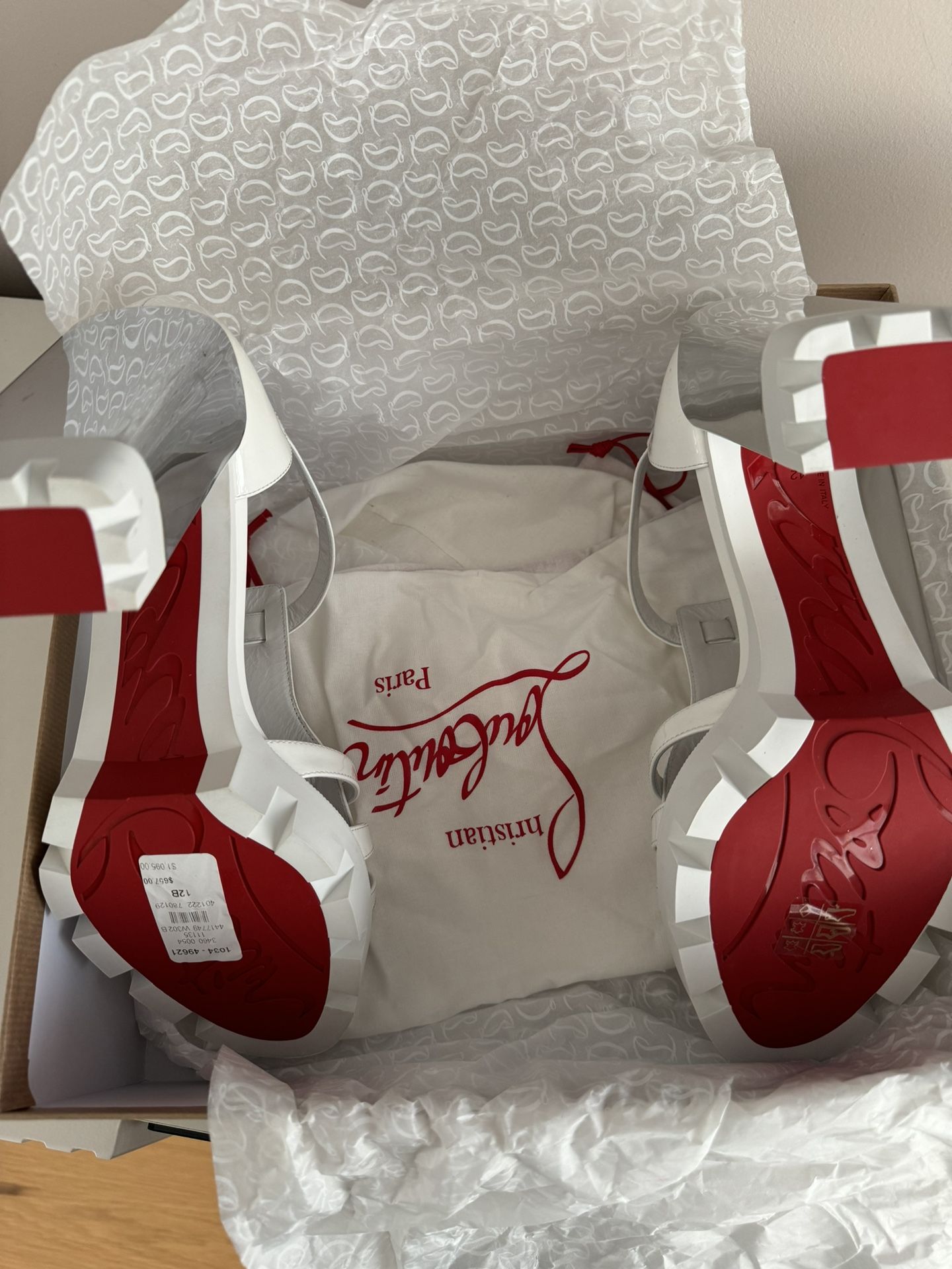 Christian Louboutin patent Leather Heel (Size 11W)
