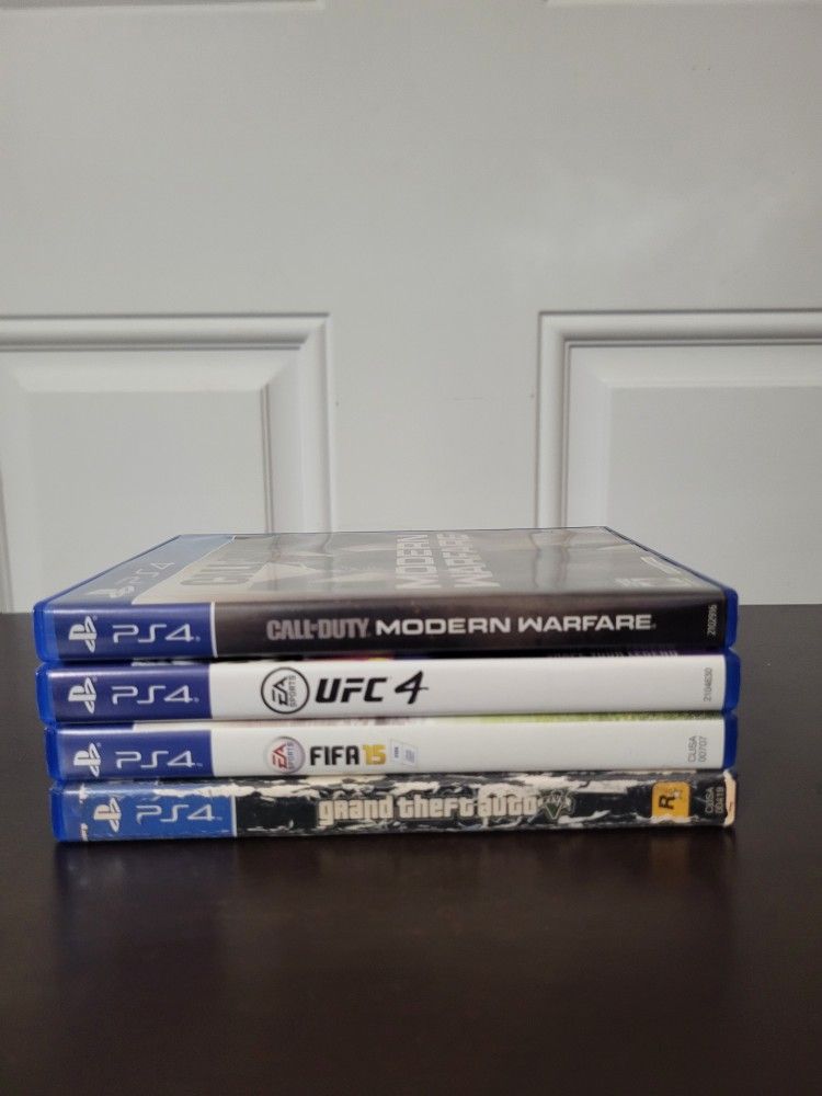 4 PS4 Games Bundle: GTA V, UFC 4, COD MODERN WARFARE & FIFA 15