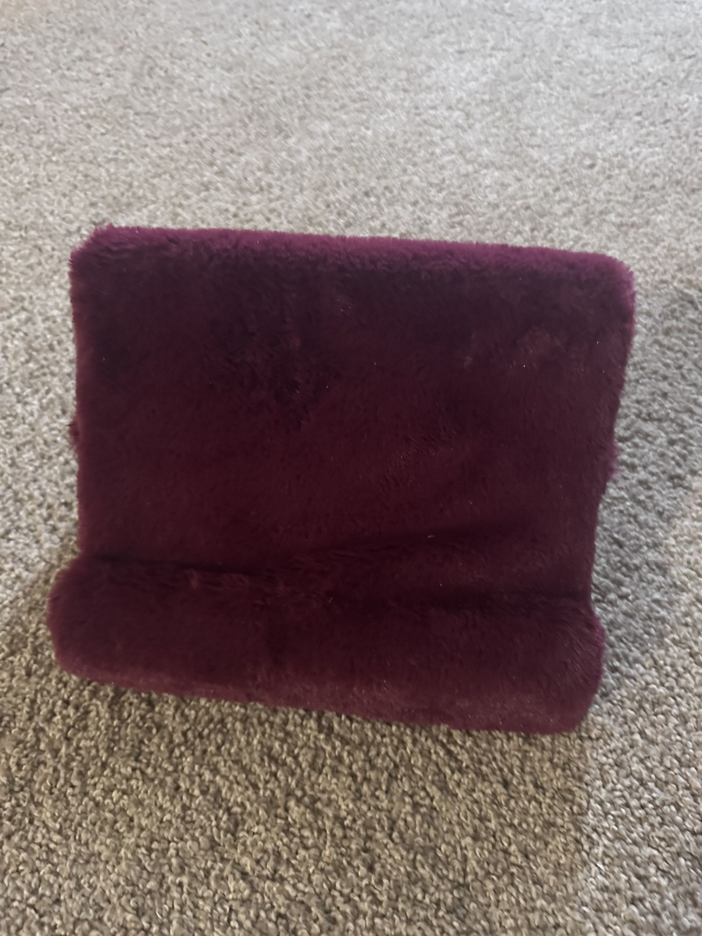 iPad Fluffy Holder