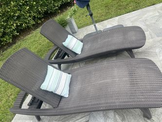 Rubbermaid Pool Lounge Chairs