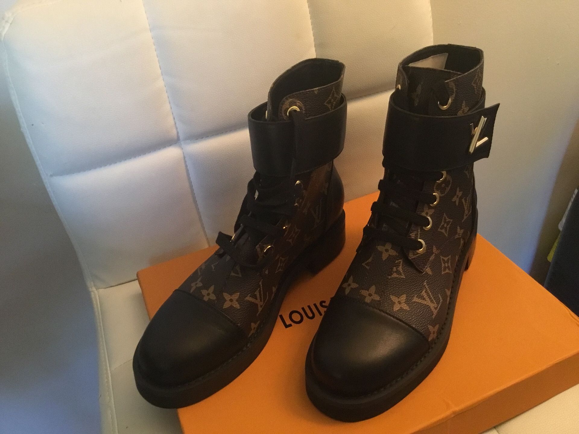 Louis Vuitton Wonderland Flat Ranger Boots. NEVER