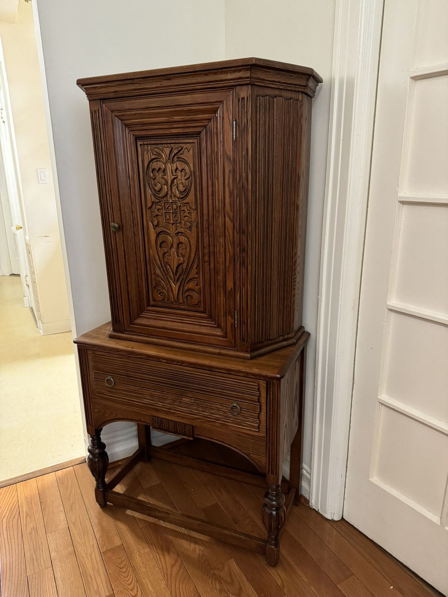 1920s Wood Furniture Set