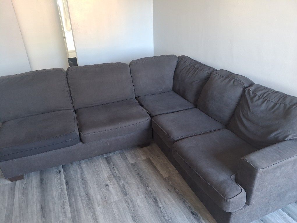 Sectional Couch 