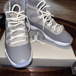 Jordan 11 Retro Cool Grey Size 9