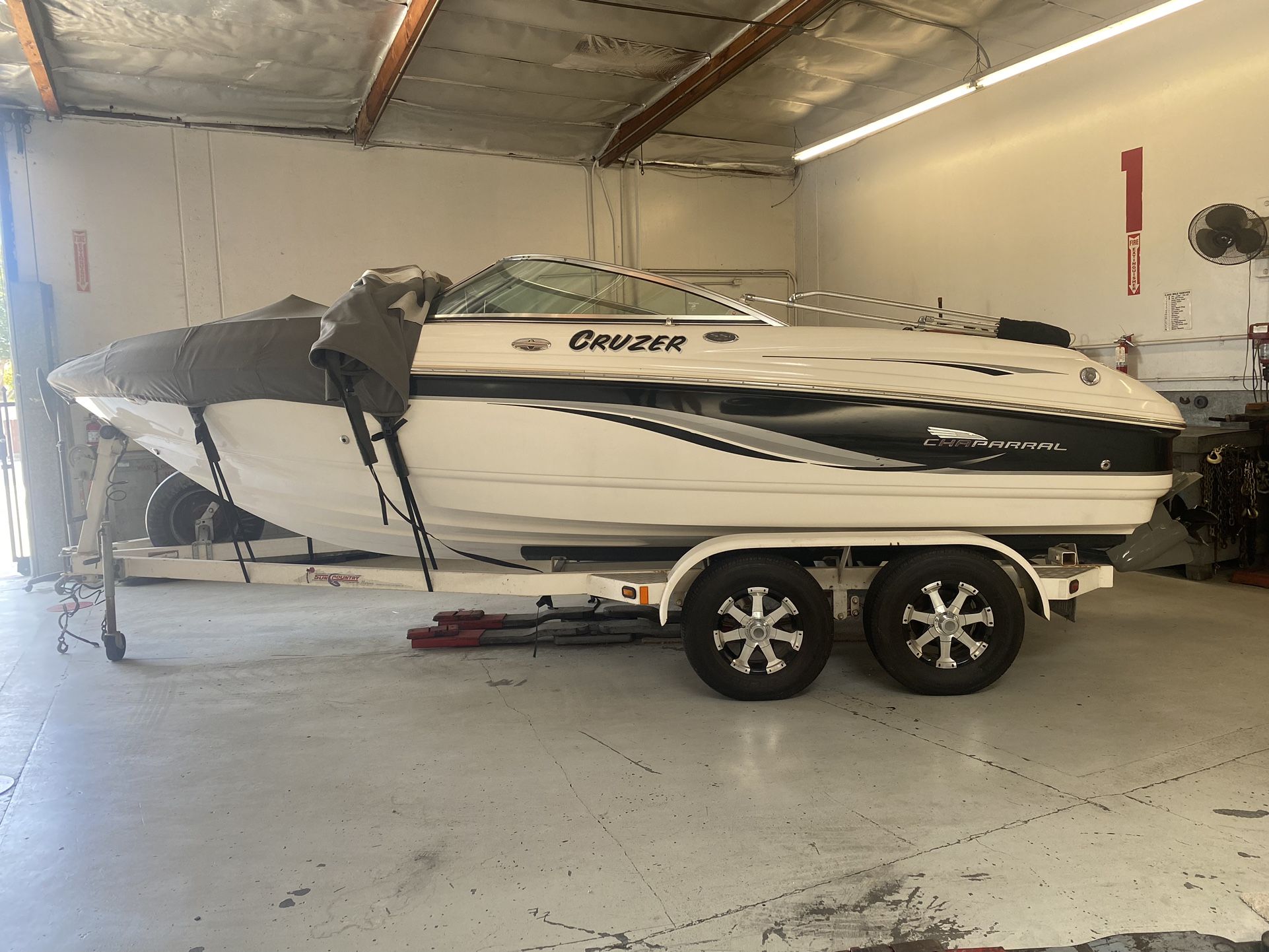 20 Ft Chaparal Boat