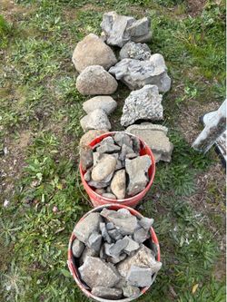 Free rocks and stones