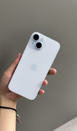 iPhone 15 • 128GB • Unlocked