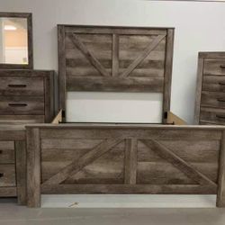 Wynnlow Gray Crossbuck Panel Bedroom Set (Queen and King Bed Frame