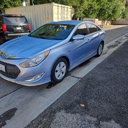 2012 Hyundai Sonata Hybrid 